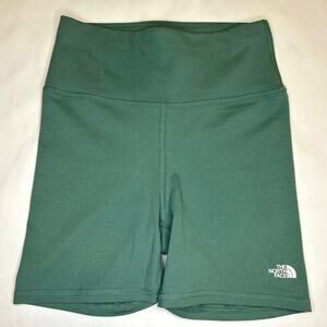 The North Face Women’s Green High-Waisted Shorts XS